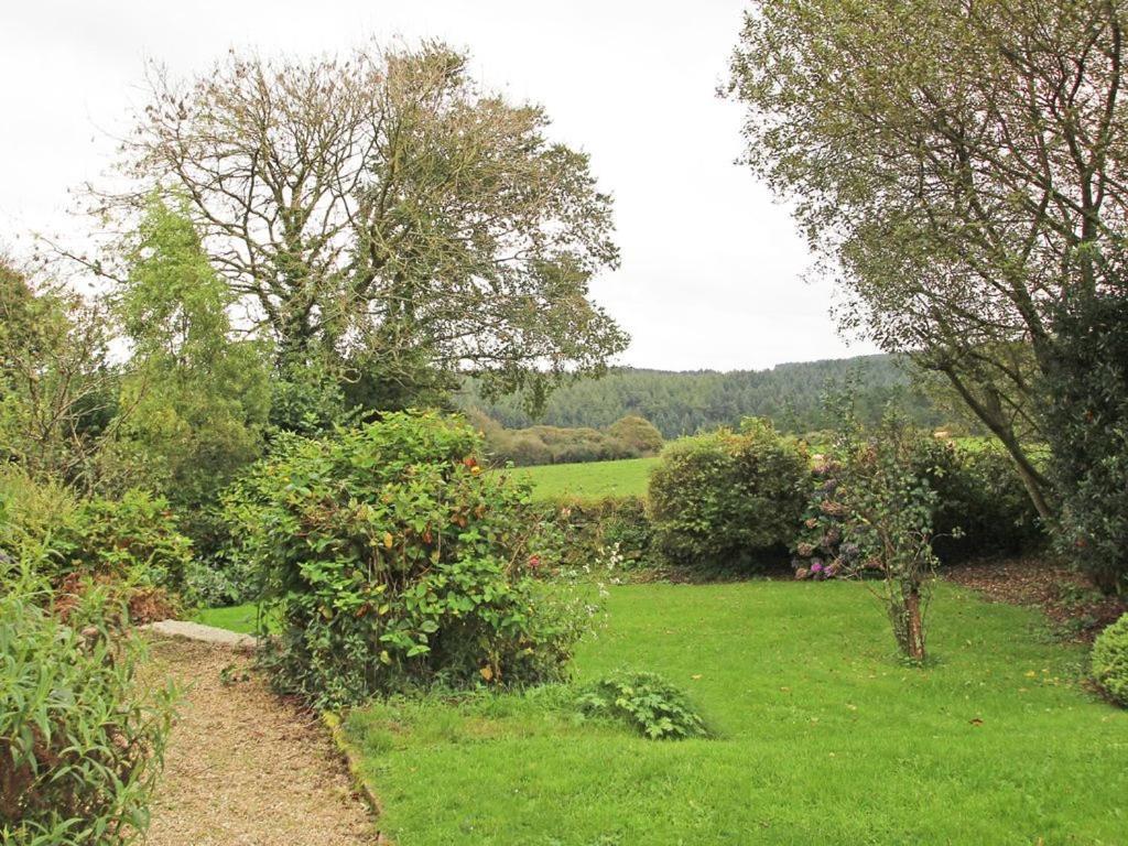 Meadowside Cottage, Characterful Grade 2 Listed Cottage Near To Wadebridge And Padstow Exteriör bild